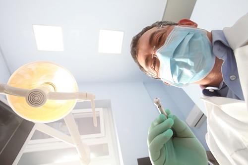 Dental surgeon practicing as orthodontist – Medical negligence