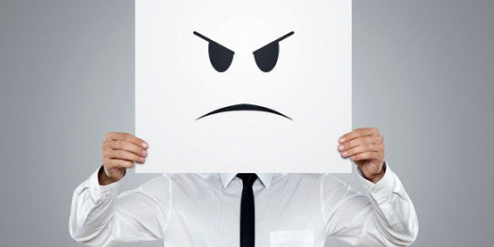 Daughter tumbles at home – Father creates a rumble at hospital